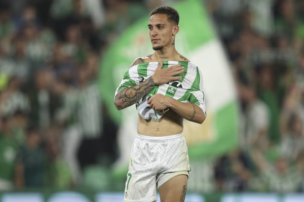 安东尼：放弃从不是选项之一 为巴西赢得世界杯赛  是我的动力源泉