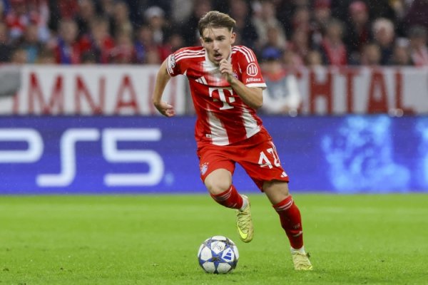 独闯龙潭!官方:卡尔vs布鲁日中路冲破 世界波当选拜仁月最佳得分